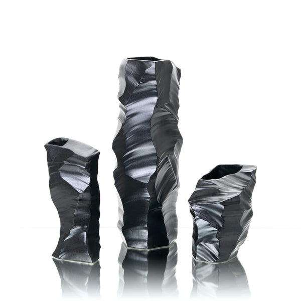 Artika 3 Night Vase <br> Black <br> (L 14 x W 7 x H 29) cm