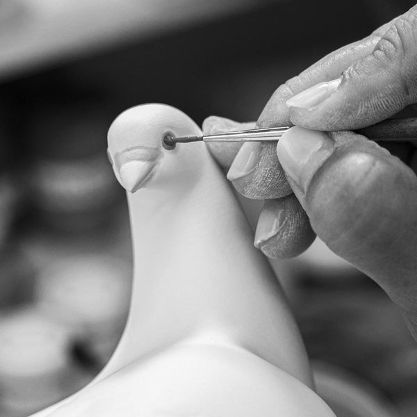 Love Nest Doves Figurine <br> 
(L 22 x W 25 x H 24) cm