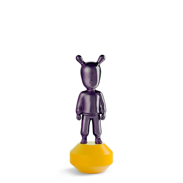 The Guest Figurine <br> 
Purple <br>
(L 11 x W 11 x H 30) cm