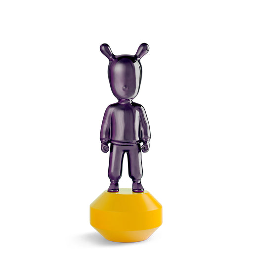 The Guest Figurine <br> 
Purple <br>
(L 11 x W 11 x H 30) cm