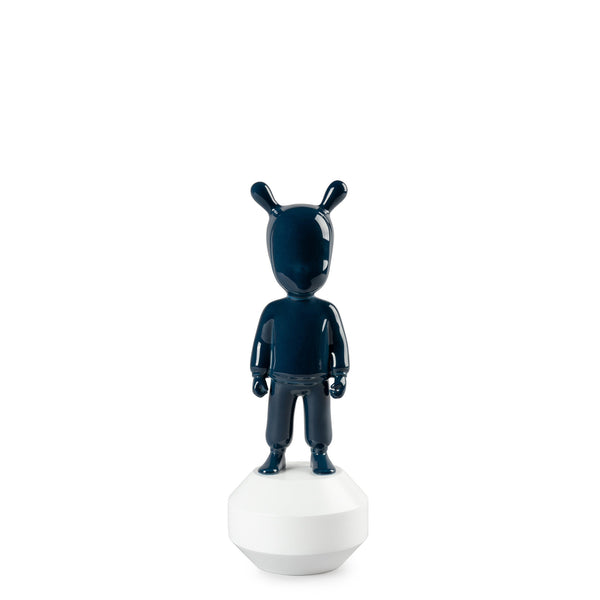 The Guest Figurine <br>
Dark Blue
<br> (L 11 x W 11 x H 30) cm