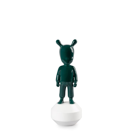 The Guest Figurine <br> 
Dark Green <br> 
(L 11 x W 11 x H 30) cm