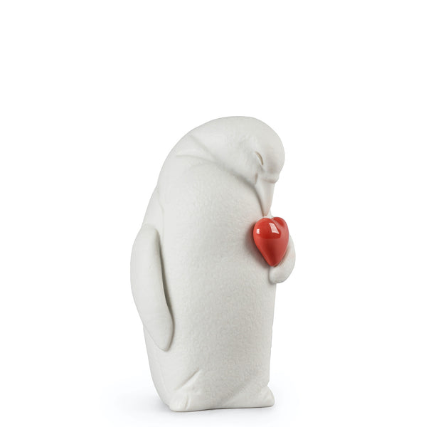 Colby Protective Penguin Figurine <br> (L 6 x W 6 x H 11) cm