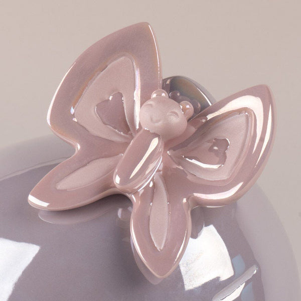 Hello Kitty Figurine <br> 
(L 14 x W 16 x H 23) cm