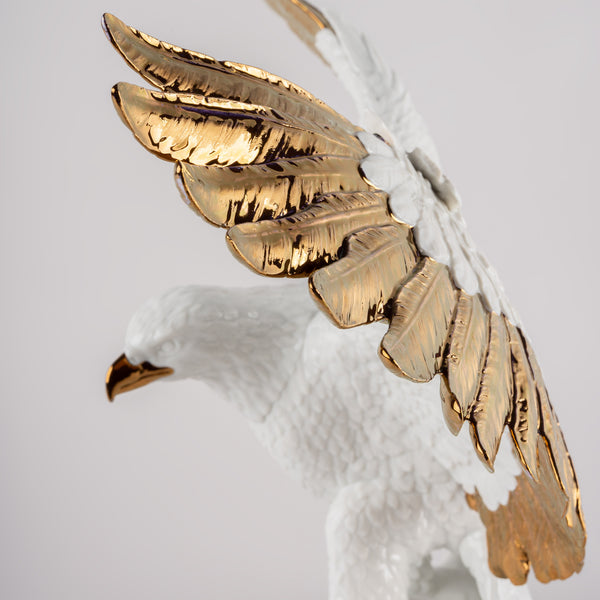 Freedom Eagle Sculpture <br> (L 28 x W 57 x H 48) cm