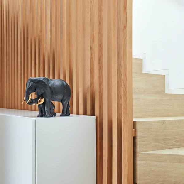 Leading the Way <br> Limited Edition <br> (L 27 x W 29 x H 26) cm