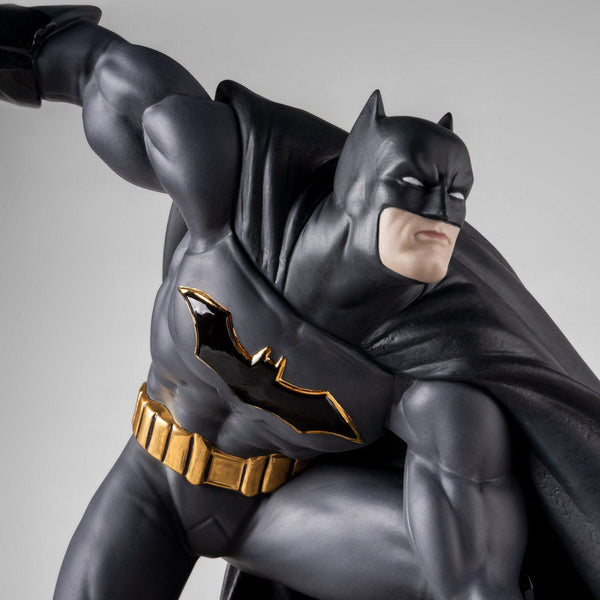 Batman Sculpture <br> Limited Edition <br> (L 34 x W 44 x H 43) cm