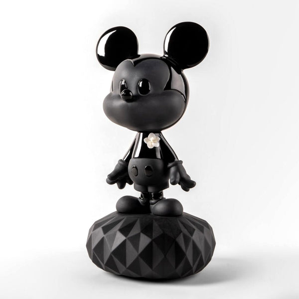 Mickey Total Black Sculpture <br> 
(L 15 x W 17 x H 31) cm