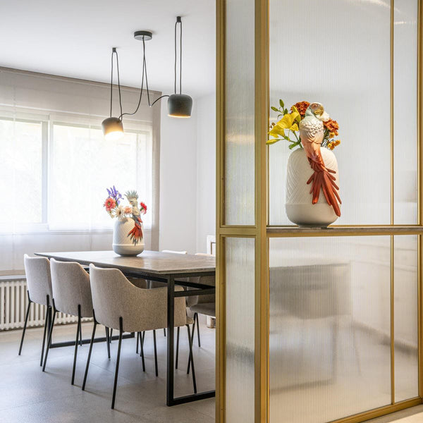 Cockatoo Vase <br> (L 24 x W 27 x H 51) cm