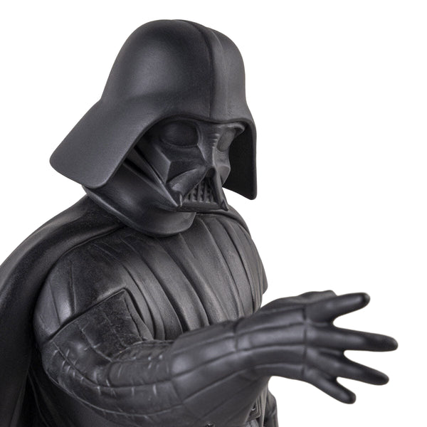 Darth Vader™ Sculpture <br> 
(L 29 x W 42 x H 40) cm