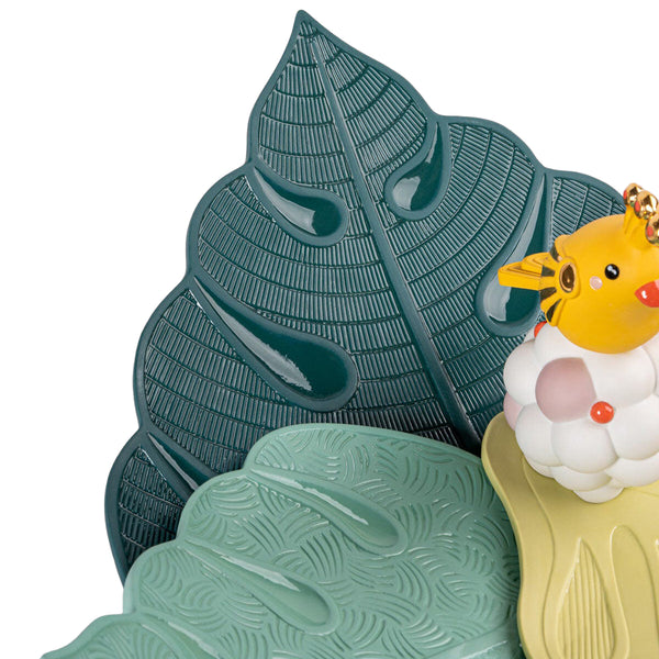 Utopical Centerpiece <br> 
(L 42 x W 47 x H 21) cm