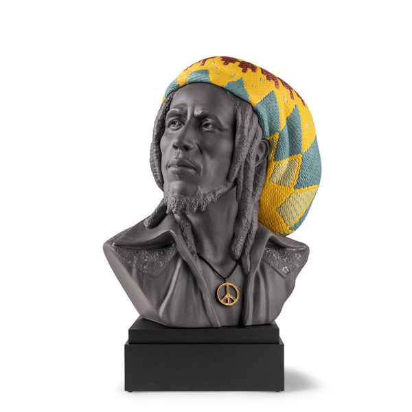 Bob Marley Sculpture <br> 
Limited Edition <br> 
(L 26 x W 30 x H 45) cm