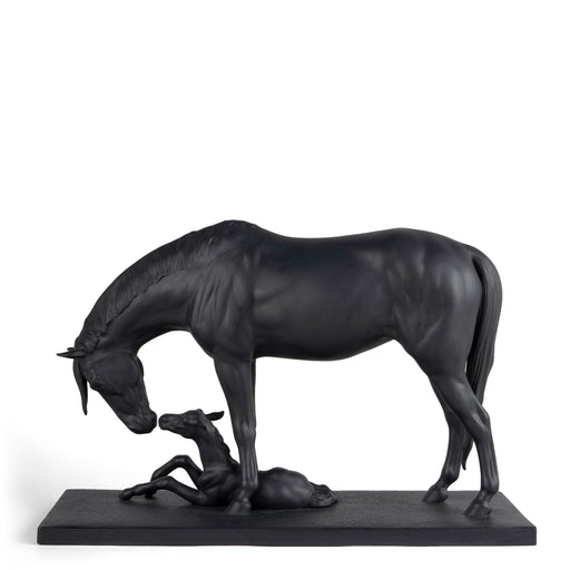 Mare and Foal Sculpture <br> (L 16 x W 39 x H 27) cm