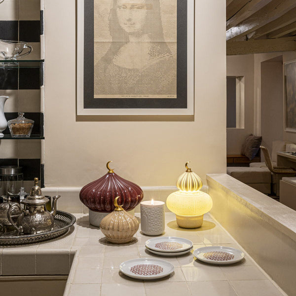 Majestic Nights Candle <br> Secret Orient <br> (H 24) cm