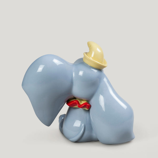 Dumbo Figurine <br> 
(L 13 x W 13 x H 15) cm