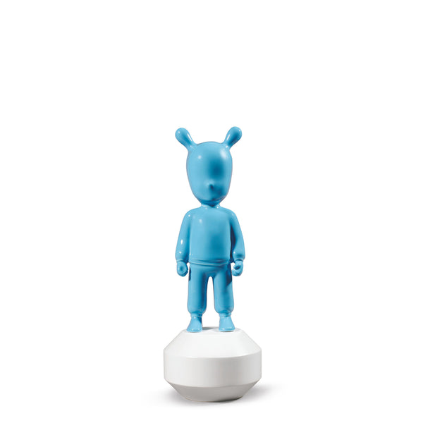 The Guest Figurine <br> 
Blue <br> 
(L 11 x W 11 x H 30) cm