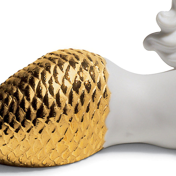 Day Dreaming at Sea Mermaid Figurine <br> 
(L 5 x W 12 x H 10) cm