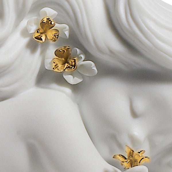 Day Dreaming at Sea Mermaid Figurine <br> 
(L 5 x W 12 x H 10) cm