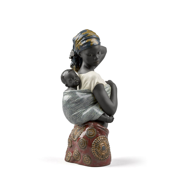African Bond Mother Figurine <br> 
(L 20 x W 20 x H 38) cm