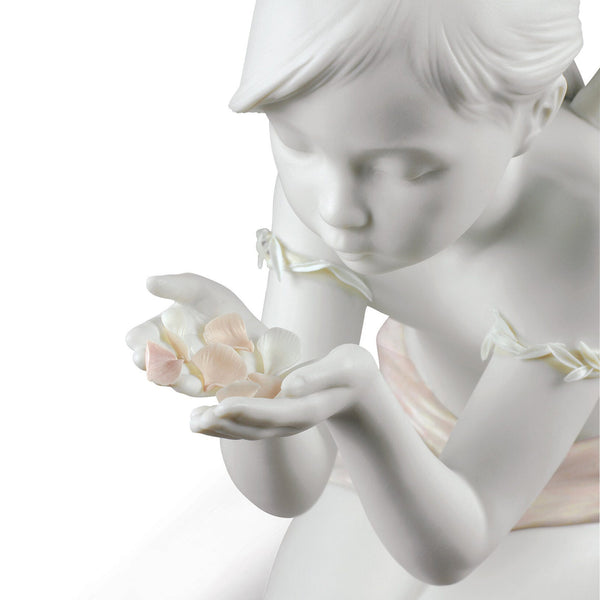 A Fantasy Breath Angel Figurine <br> 
(L 15 x W 26 x H 25) cm