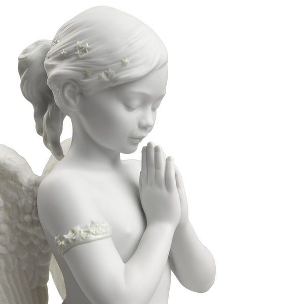 Heavenly Prayer Angel Figurine <br> 
(L 22 x W 26 x H 30) cm