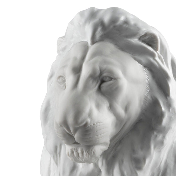 Lion with Cub Figurine <br> 
(L 23 x W 44 x H 21) cm