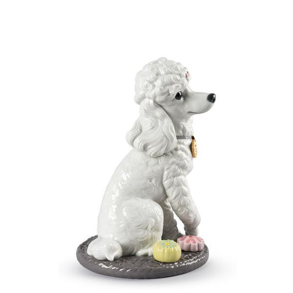 Poodle with Mochis Dog Figurine <br> 
(L 25 x W 22 x H 33) cm