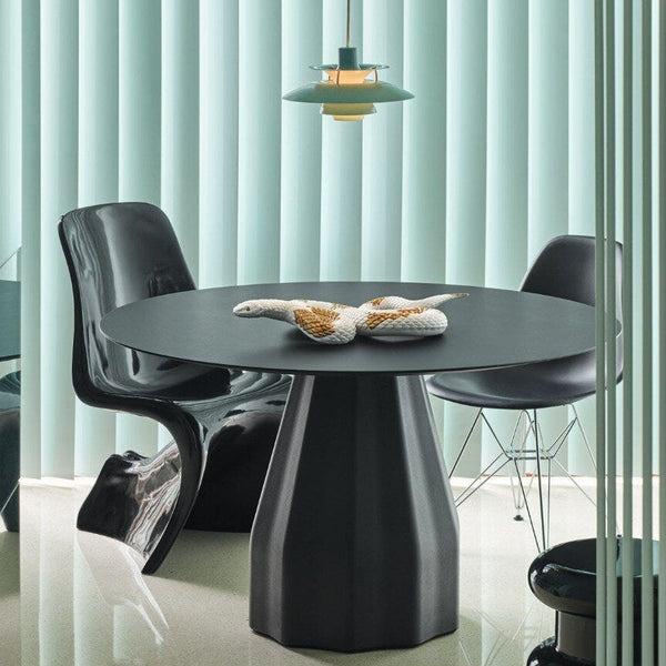 Snake Sculpture <br> 
(L 36 x W 62 x H 9) cm