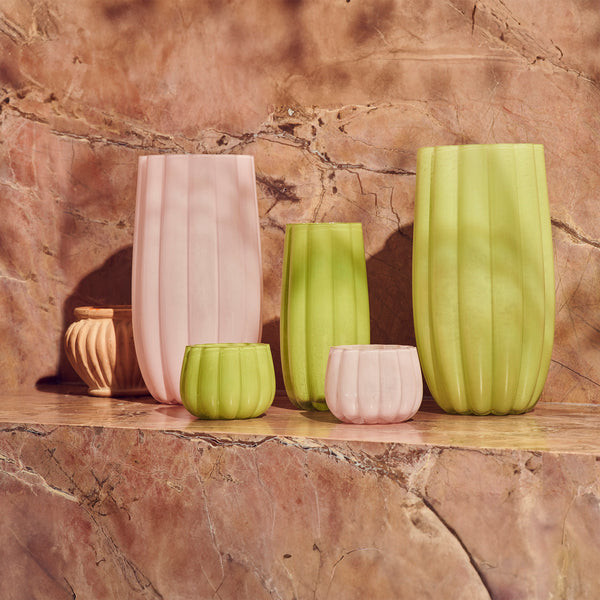 Melon Vase<br> 
Light Pink <br> (Ø 13 x H 27) cm