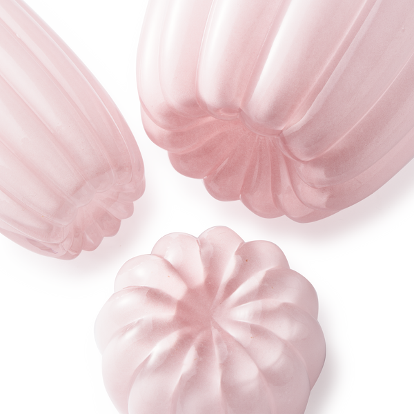 Melon Vase<br> 
Light Pink <br> (Ø 13 x H 27) cm