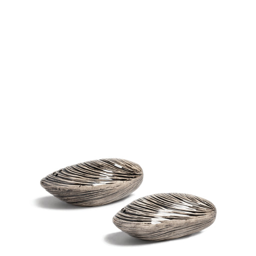 Mussel Salt & Pepper <br> 
Set of 2