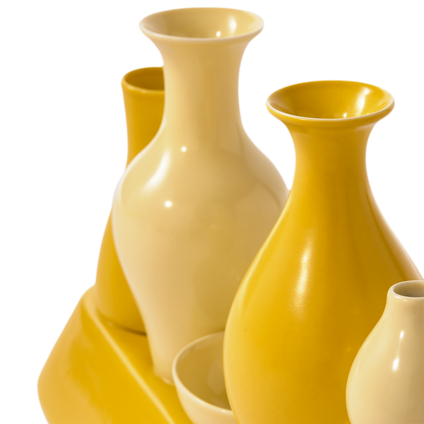 Shanghai Vase <br>
Yellow <br>
(L 13 x W 40.5 x H 26) cm