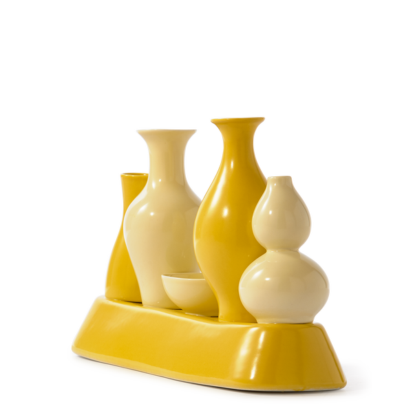 Shanghai Vase <br>
Yellow <br>
(L 13 x W 40.5 x H 26) cm