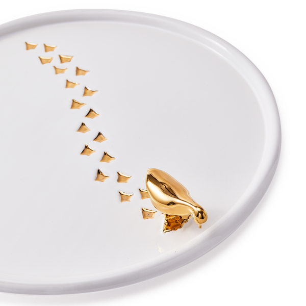 Walking Duck Footed Plate <br>
Gold <br>
(Ø 30 x H 8.3) cm