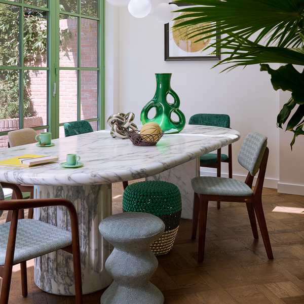 Moving Chain <br> 
Dark Grey <br> 
(L 26 x W 24 x H 19) cm