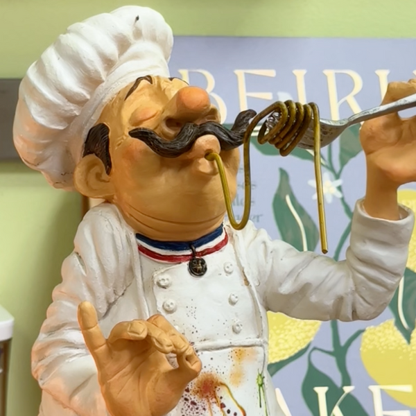 The Cook <br> (L 19 x H 41) cm