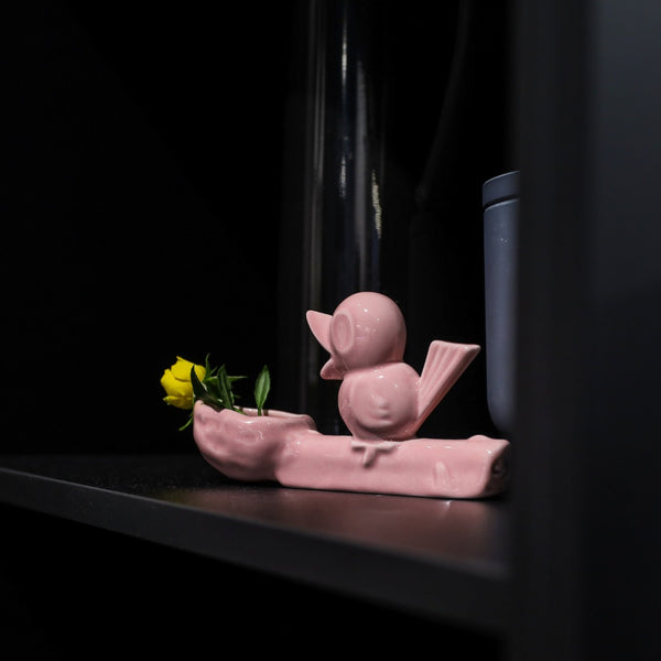 Flowerthief Vase <br> Pink <br> (L 16 x W 4 x H 8.5) cm