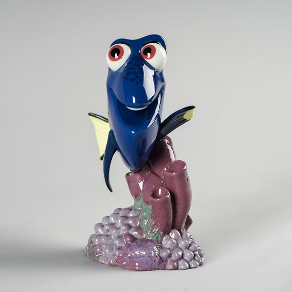 Dory Figurine <br> 
(L 9 x W 17 x H 17) cm