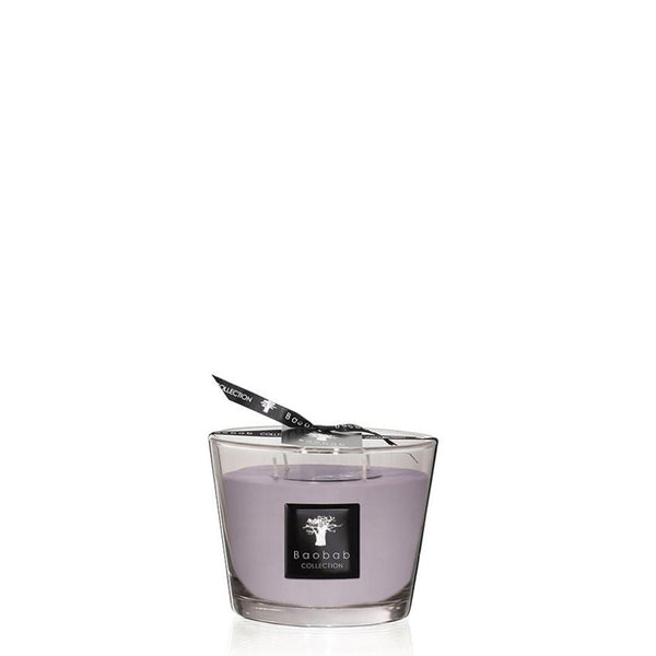 All Seasons White Rhino Candle <br> 
Sandalwood, Vetiver, Nutmeg <br> 
(H 10) cm