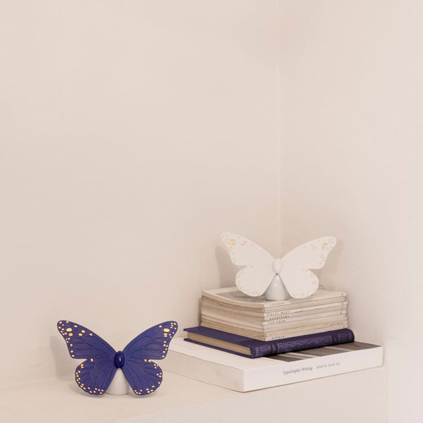 Butterfly Figurine <br> 
White <br> 
(L 6 x W 14 x H 9) cm