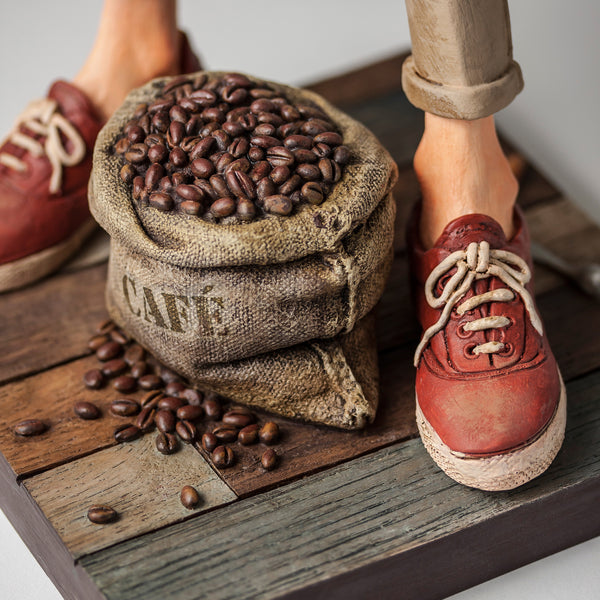 The Barista <br> (L 16.5 x H 42.5) cm