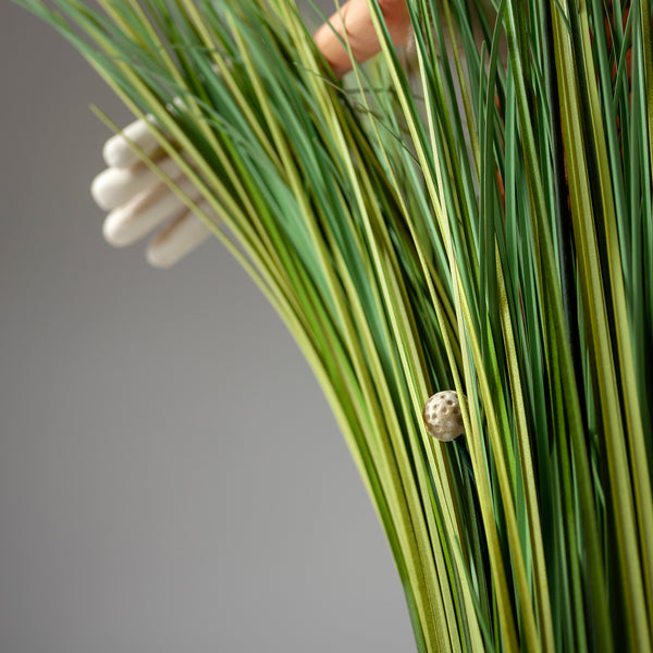 The Golfer in the Rough <br> (L 17 x H 42) cm