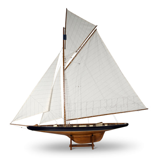 America’s Cup Columbia 1901 <br> (L 173 x H 166.5) cm