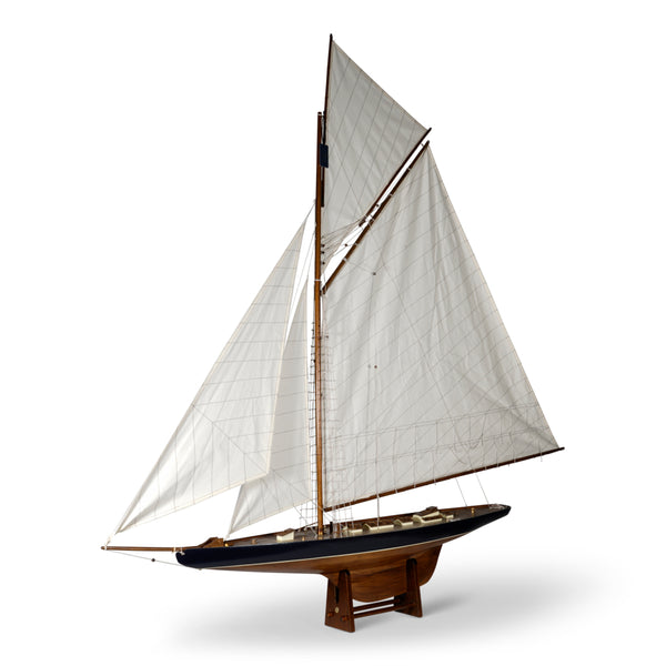 America’s Cup Columbia 1901 <br> (L 173 x H 166.5) cm