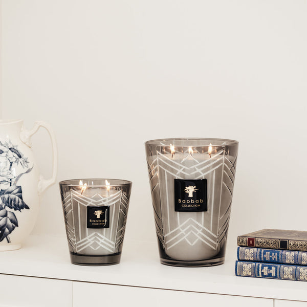 Heritage Villers Candle <br>
Hyacinth, Lily, Almond Blossom <br>
Limited Edition
<br> (H 24) cm