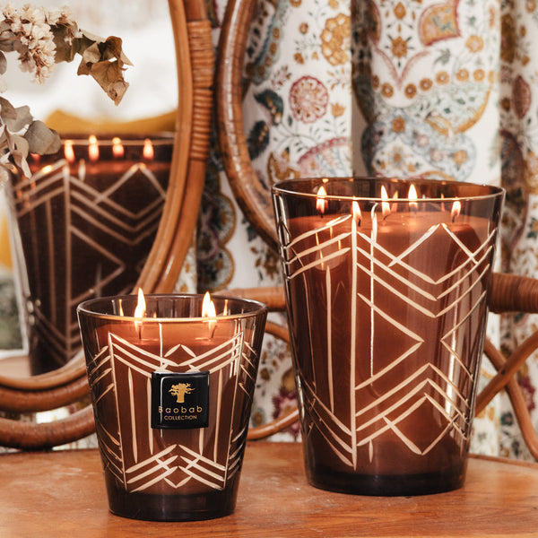 Heritage Fontenay Candle <br>
Incense, Cedarwood, Leather <br>
Limited Edition
<br> (H 10) cm