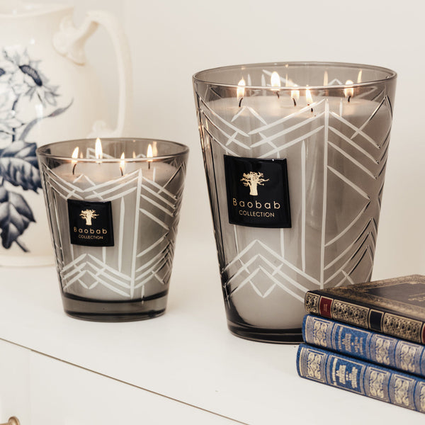 Heritage Villers Candle <br>
Hyacinth, Lily, Almond Blossom <br>
Limited Edition
<br> (H 24) cm