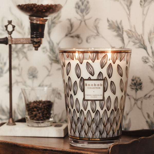 Pierre Marcolini Perou Candle <br> 
Lime, Jasmine, Vetiver
<br> Limited Edition
<br> (H 10) cm