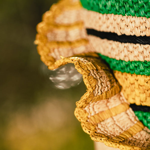 Fety Milalao Candle <br>
Mint, Vetiver, Ylang-Ylang <br>
Limited Edition <br>
(H 16) cm