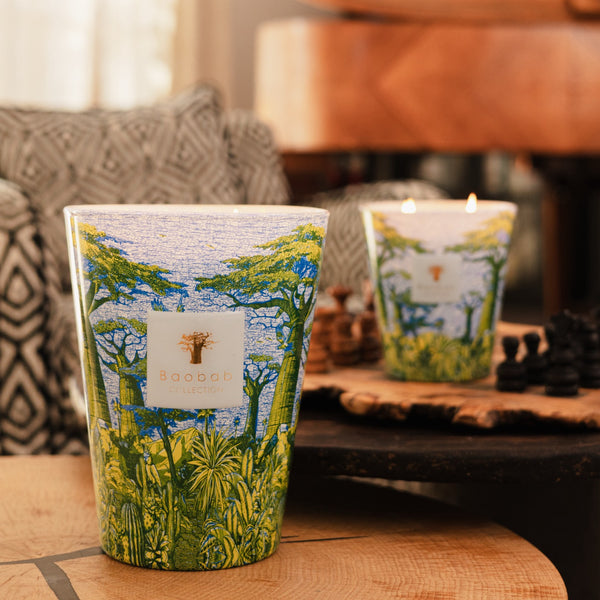 Sacred Trees Yarani Candle <br>
Verbena, Lavender, Cedarwood <br>
Limited Edition <br>
(H 24) cm